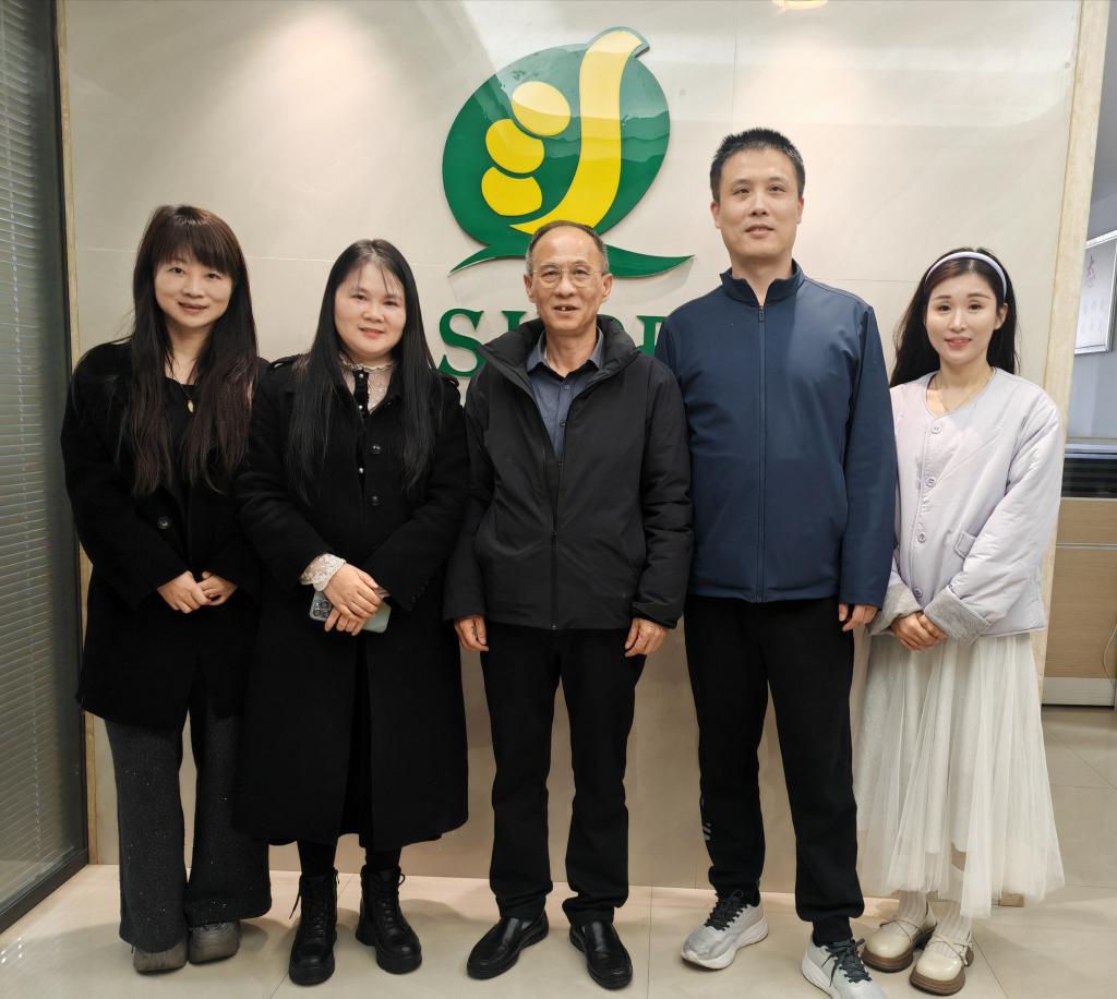 校領導帶隊&ldquo;訪企拓崗&rdquo;,組團對接跑出就業&ldquo;加速度&rdquo;